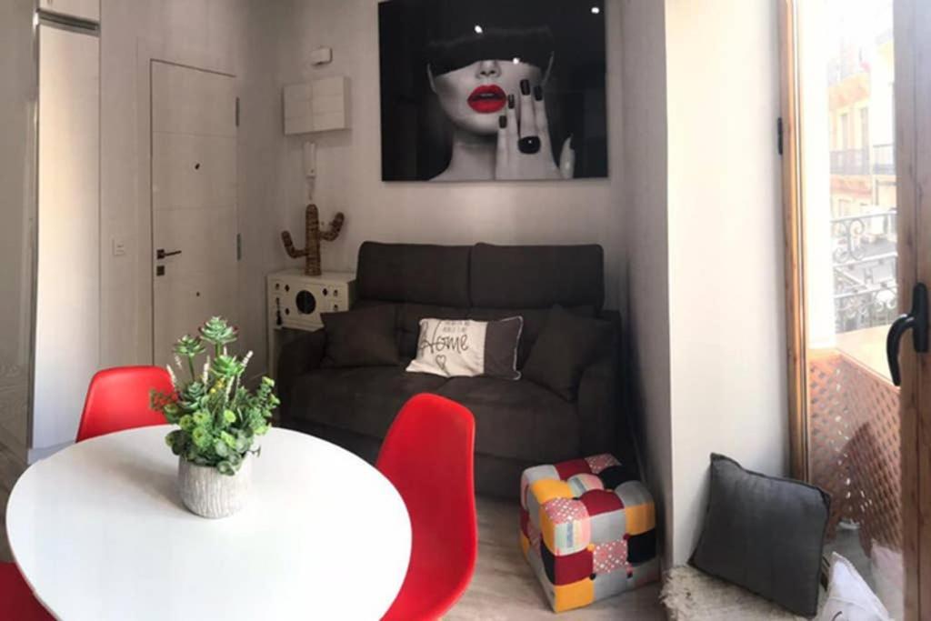 Apartamento De Diseno Centrico A 5 Min De Playa Аликанте Экстерьер фото