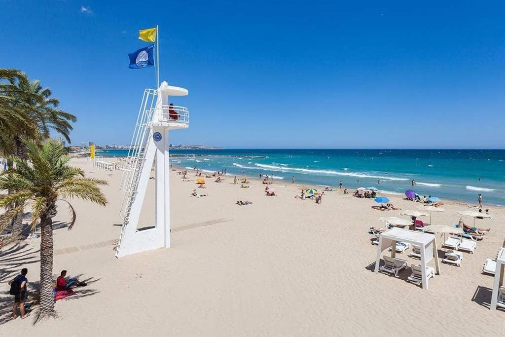 Apartamento De Diseno Centrico A 5 Min De Playa Аликанте Экстерьер фото